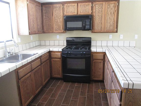 5th image of 12364 Sholic Rd