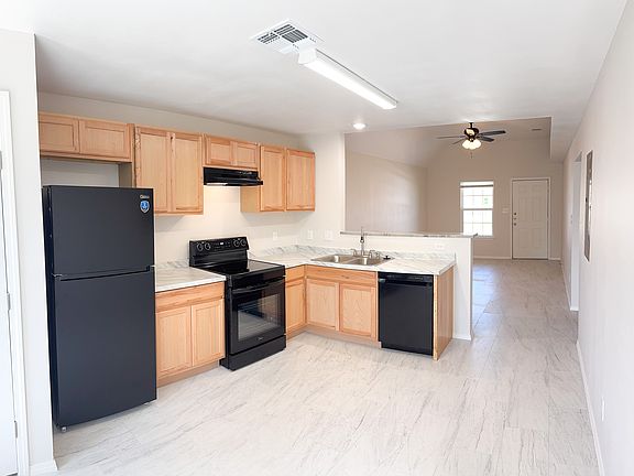 5th image of 3600 Littleleaf Dr #A