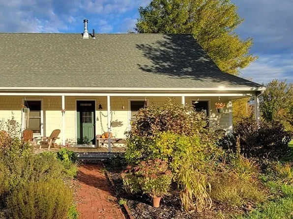 14 Brewer Hill Rd, Southfield, MA 01259