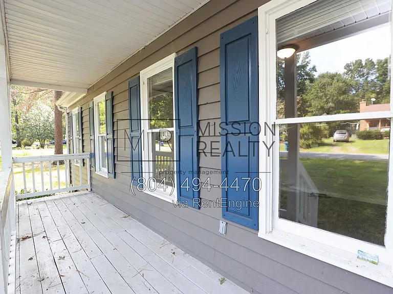 11537 Leiden Ln — Photo 5