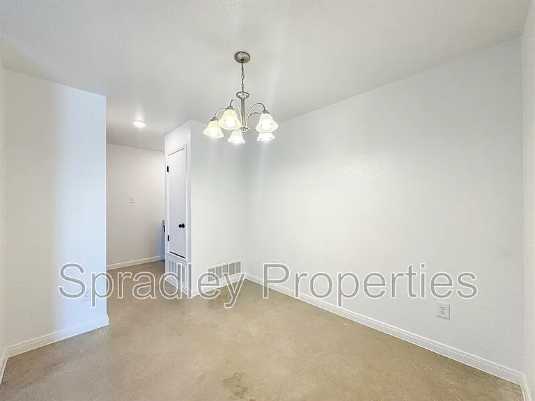 9110A Winding Ct — Photo 6