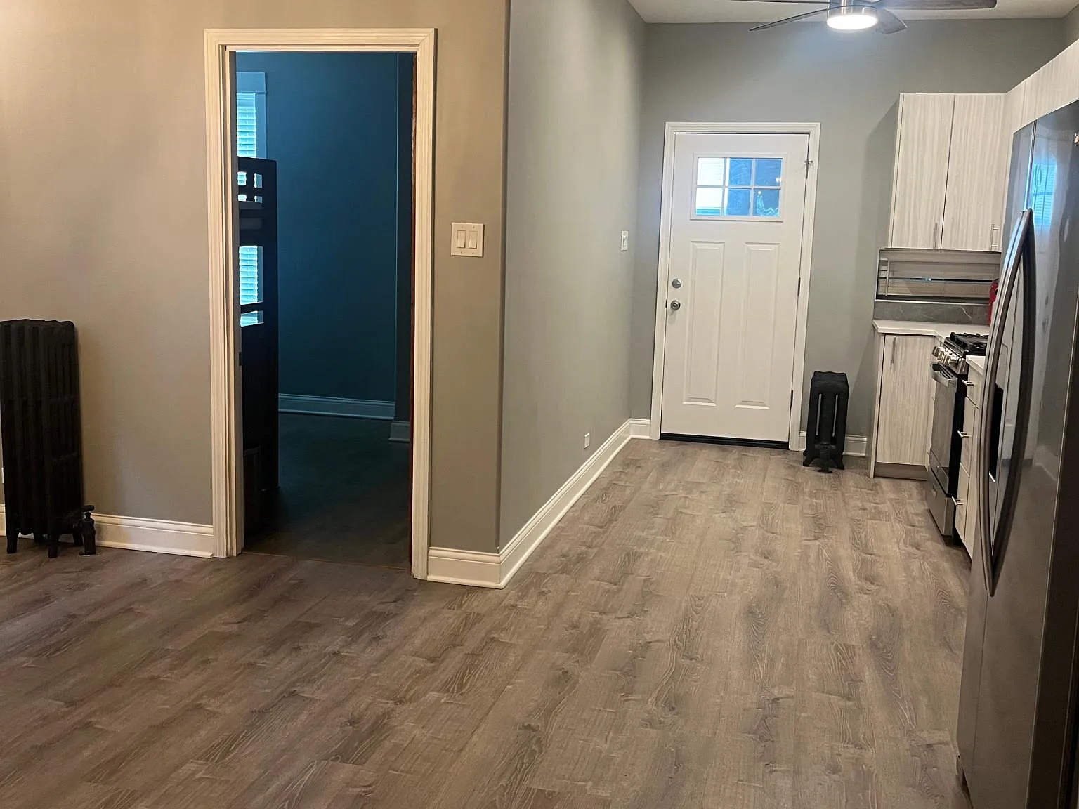 2539 W Logan Blvd — Photo 3