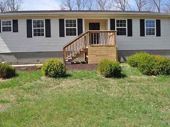 4th image of 225 Sycamore Dr