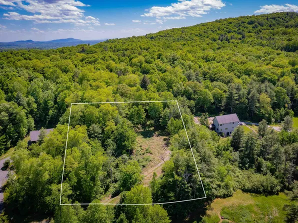 650 Elfin Lane, Charlotte, VT 05445