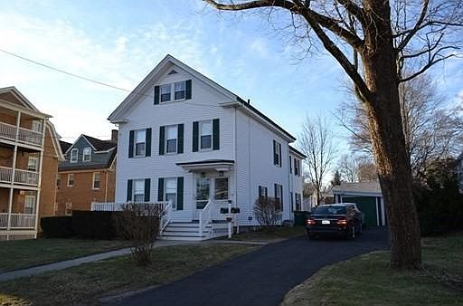2nd image of 154 Vernon St #2