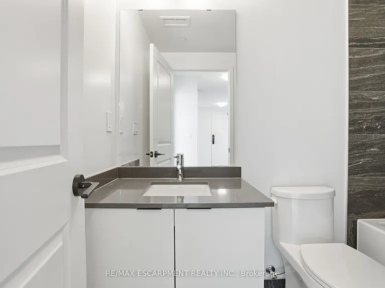 2075 Lakeshore Rd #1002 — Photo 17
