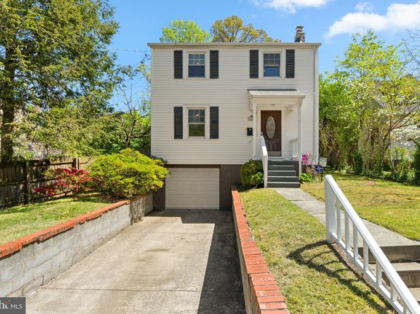 5803 41st Ave, Hyattsville, MD 20781