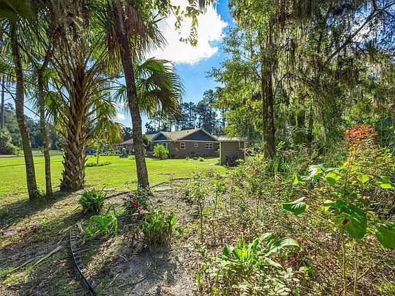 3rd image of 121 Herja Acre Ln
