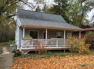 2217 Hilldale Dr, Ann Arbor, MI