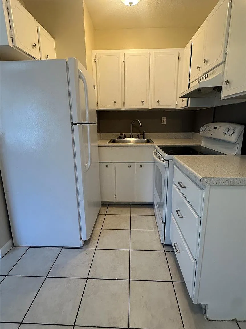 1 bed, 1.0 bath, 650 sqft, $1,350 — Photo 4