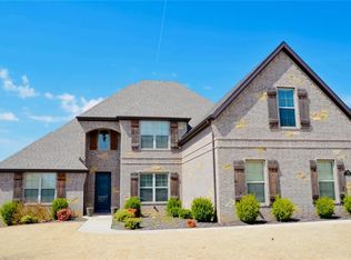 3147 N Chassy Ave, Fayetteville, AR 72703