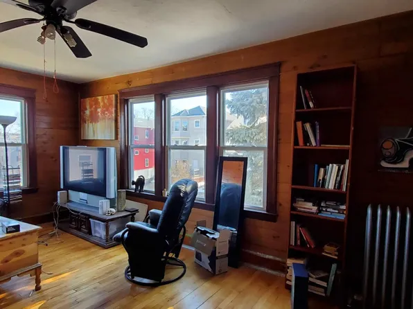 21 Grand St #2, Worcester, MA 01610