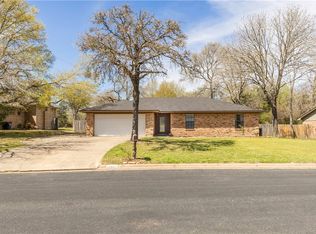 2611 Wilderness Dr N, College Station, TX 77845