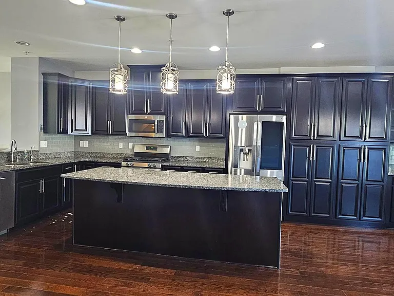 423 Arbor Blvd — Photo 3