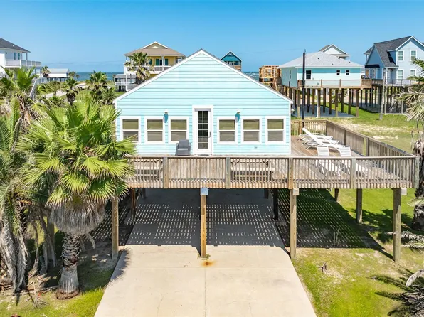 13022 Coronado Dr, Freeport, TX 77541