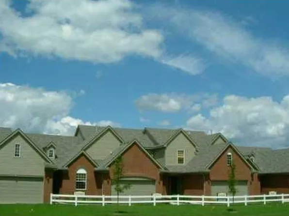 2716 Bluewater St, Ypsilanti, MI 48198