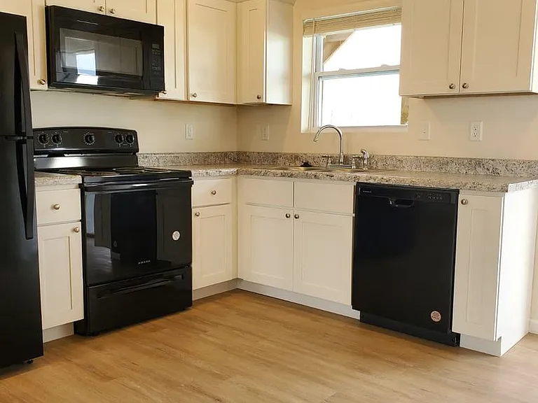 323 Cedar Cove Ln #203 — Photo 14