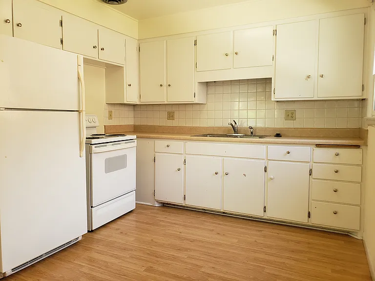3810 Hoover Dr #1 — Photo 6