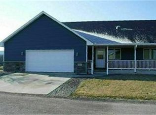 107 Traci Ln, Nicollet, MN 56074