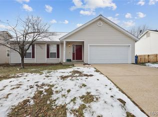 548 Rancho Ln, Florissant, MO 63031