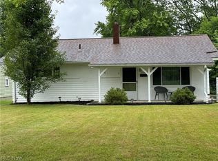 2273 Bel Aire Ln, Poland, OH 44514