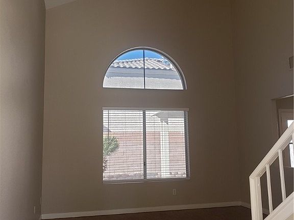 4th image of 2001 Jade Canyon Cir