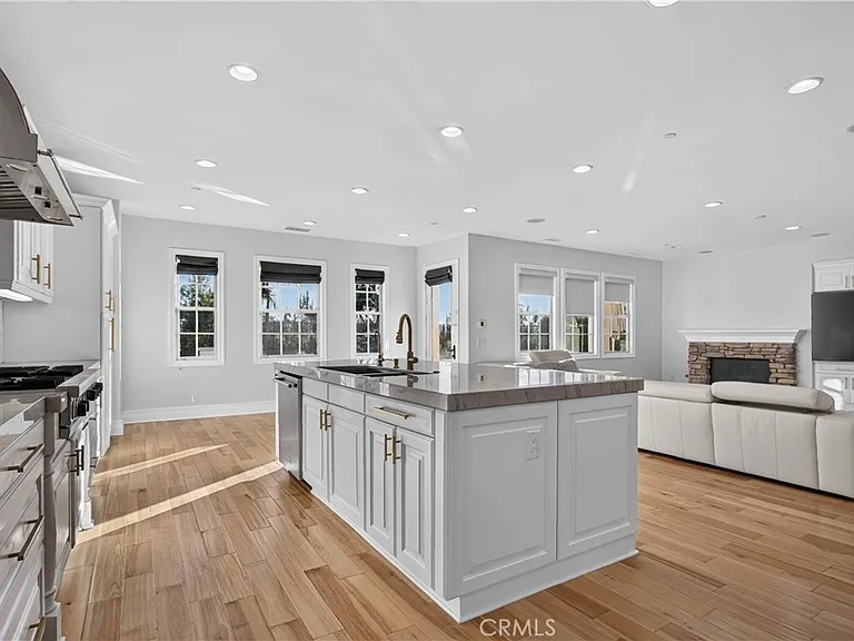 19 Bell Pasture Rd — Photo 15