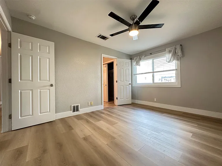 6713 W Gate Blvd #A — Photo 8