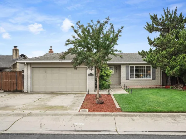 108 Ridge Dr, Lodi, CA 95240