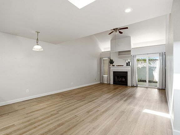 4th image of 474 E Alluvial Ave Unit 119