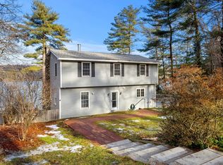 13 Long Rd, Westford, MA 01886