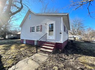 303 W State St, Irving, IL 62051