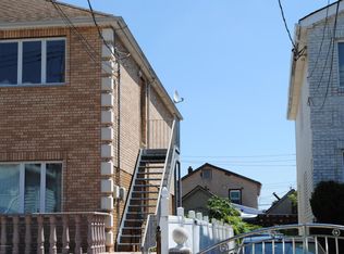 108 Hett Ave, Staten Island, NY 10306