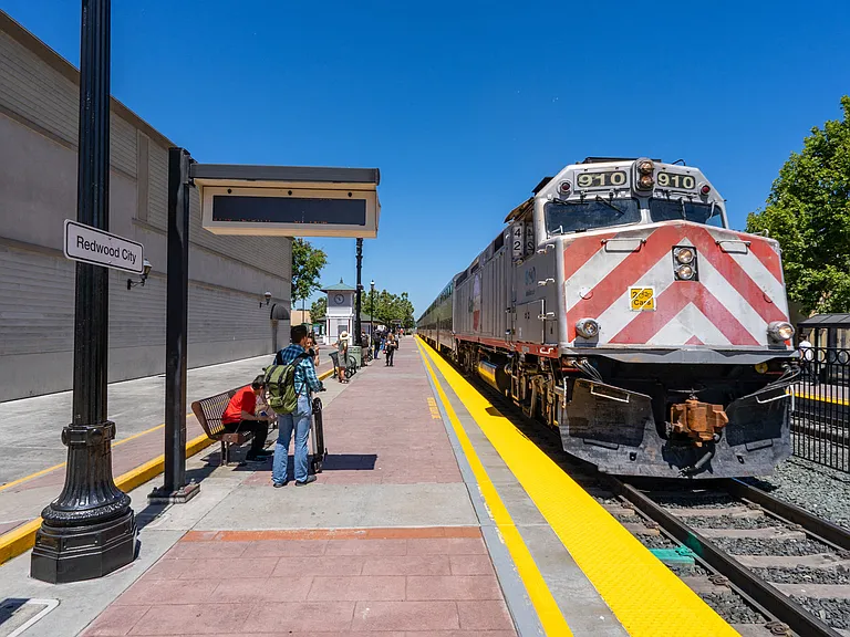 Near Redwood City CalTrain stop