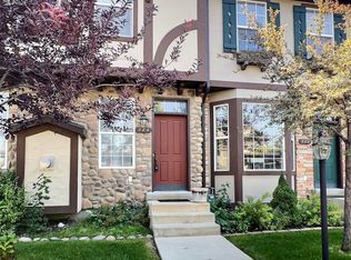 884 E Hamlet Cir S, Midway, UT 84049