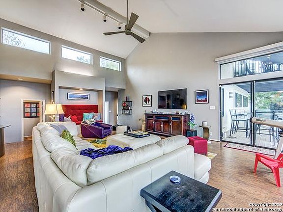 4th image of 2290 Connie Dr