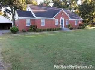 923 N Walnut St, Steele, MO 63877