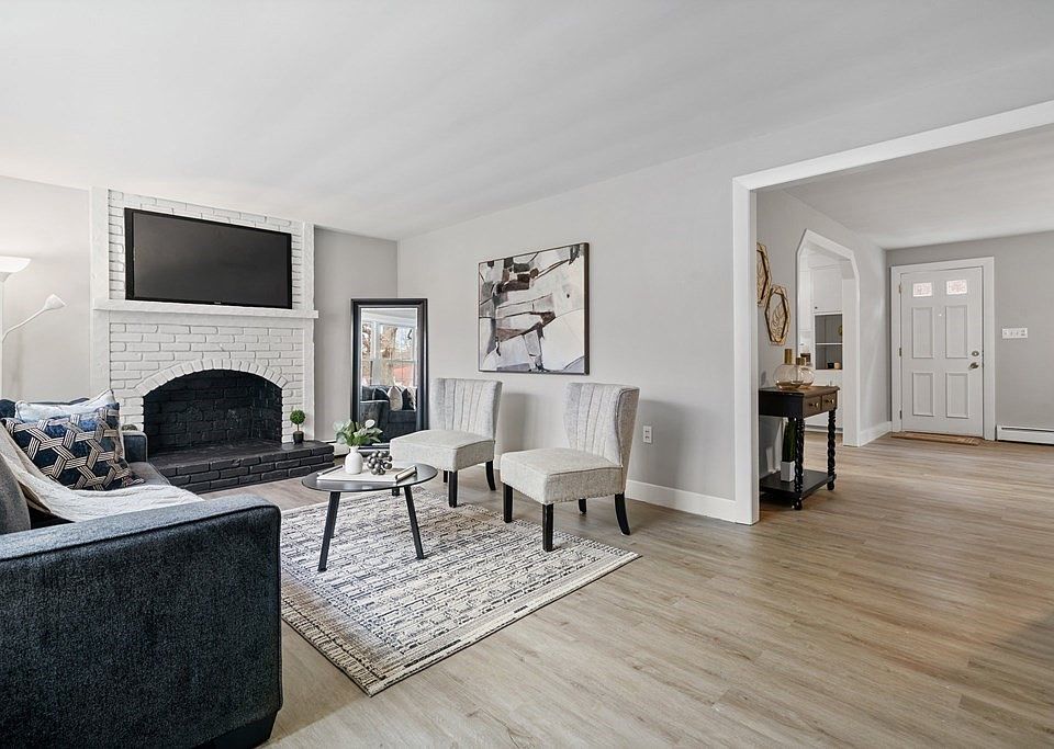 149 Federal St, Blackstone, MA 01504 Zillow