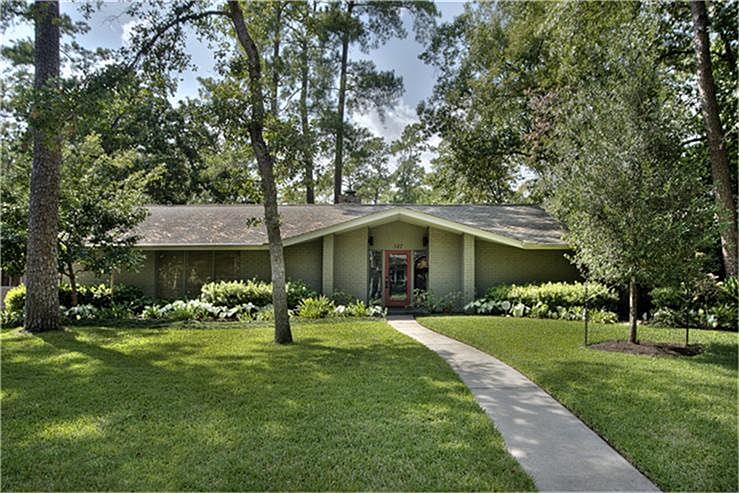 1st image of 327 Gershwin Dr