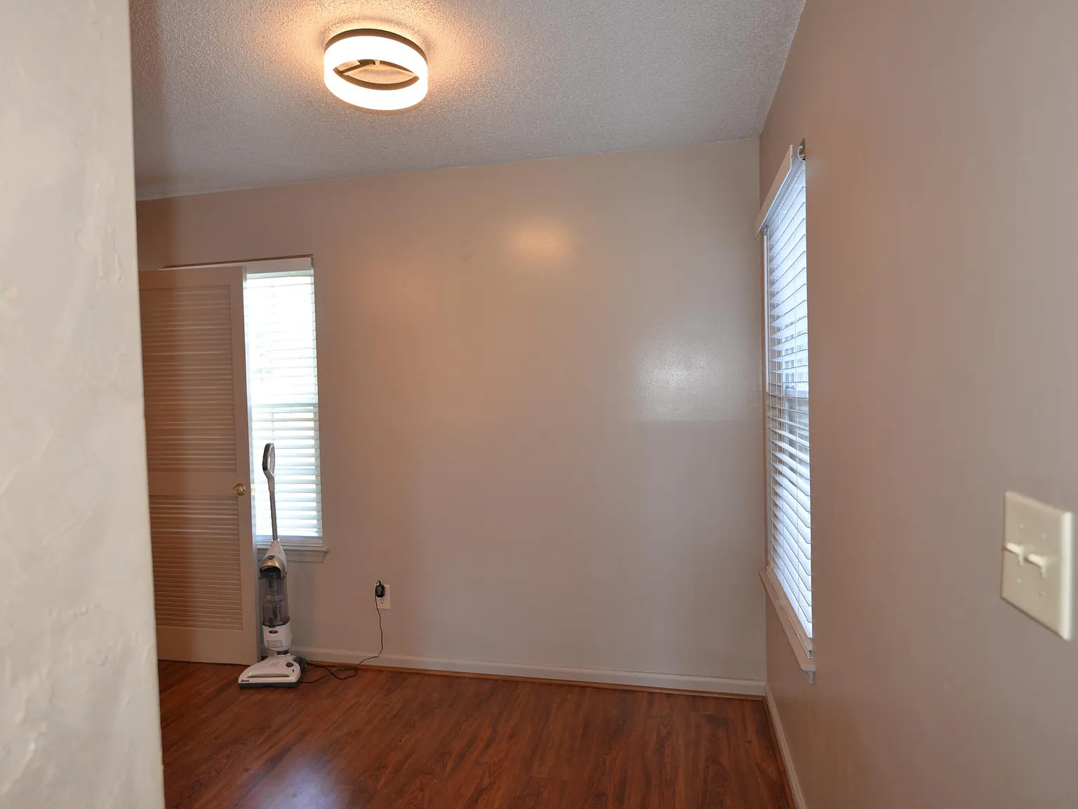 4200 Beasley Ct — Photo 3