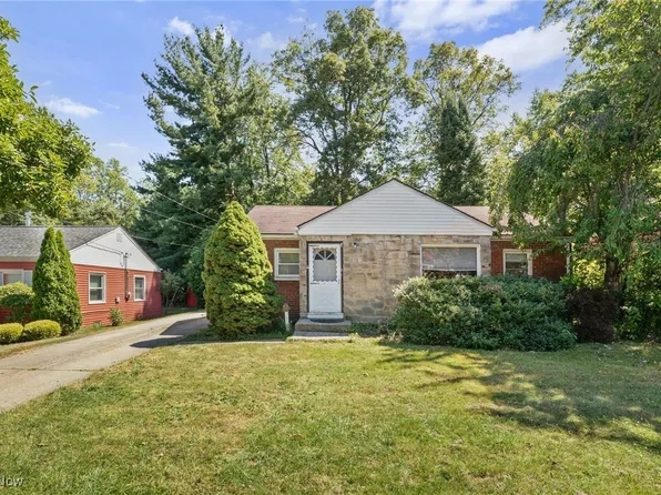 6606 Ridgeview Rd, Mayfield Heights, OH 44124