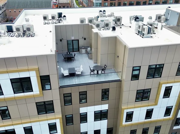 187 Culver Avenue image 11 of 16