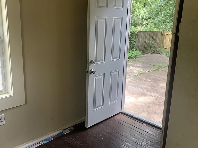 611 Choctaw Rd — Photo 6
