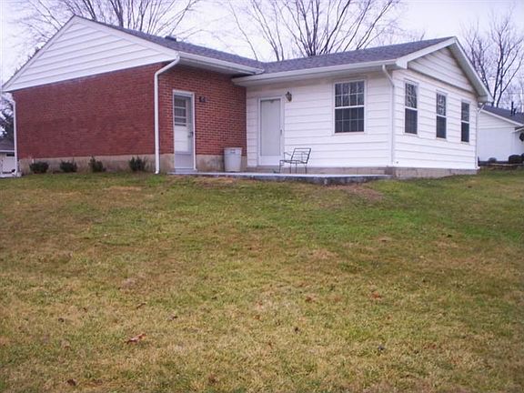 2nd image of 384 Vindale Dr