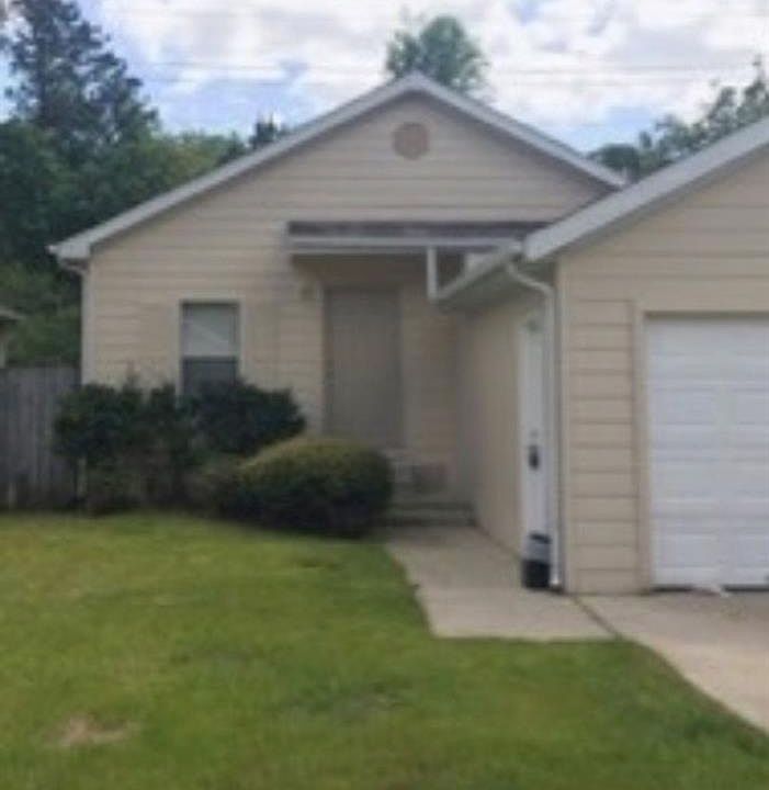 1st image of 11943 Greensbrook Forest Dr