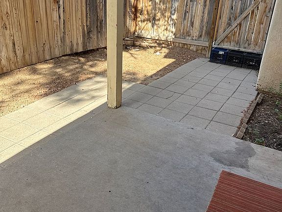 2nd image of 1113 Chelwood Park Blvd NE APT 2