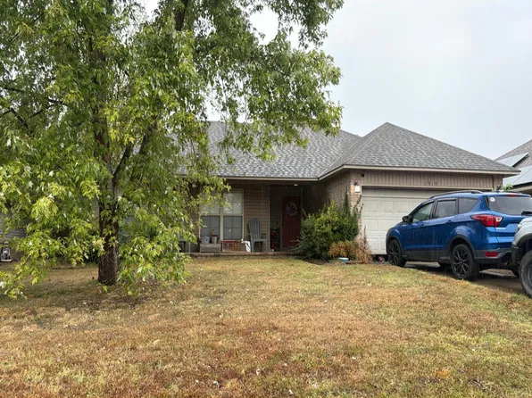 1915 Hilary Ln, Fort Smith, AR 72904