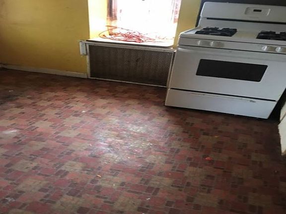 3rd image of 309 Lincoln Ave