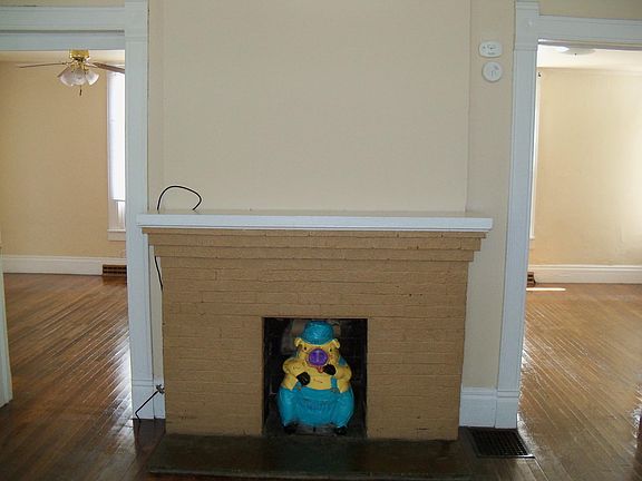 4th image of 500 S Poplar St