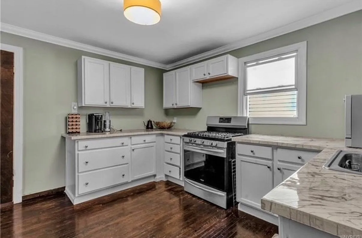 2 bed, 1200 sqft, $1,400 — Photo 3